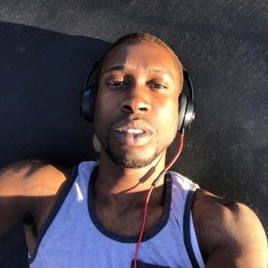 Meet your Posher, Adrian